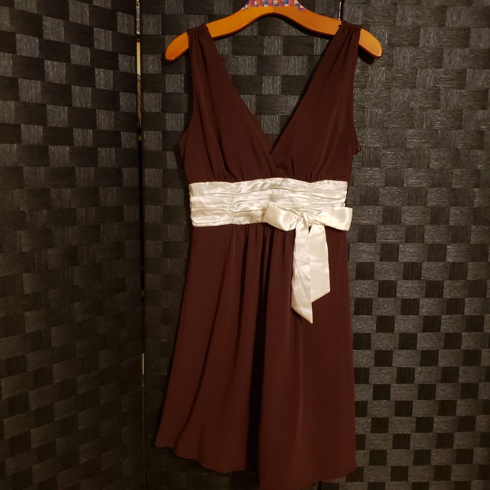 Brown dress